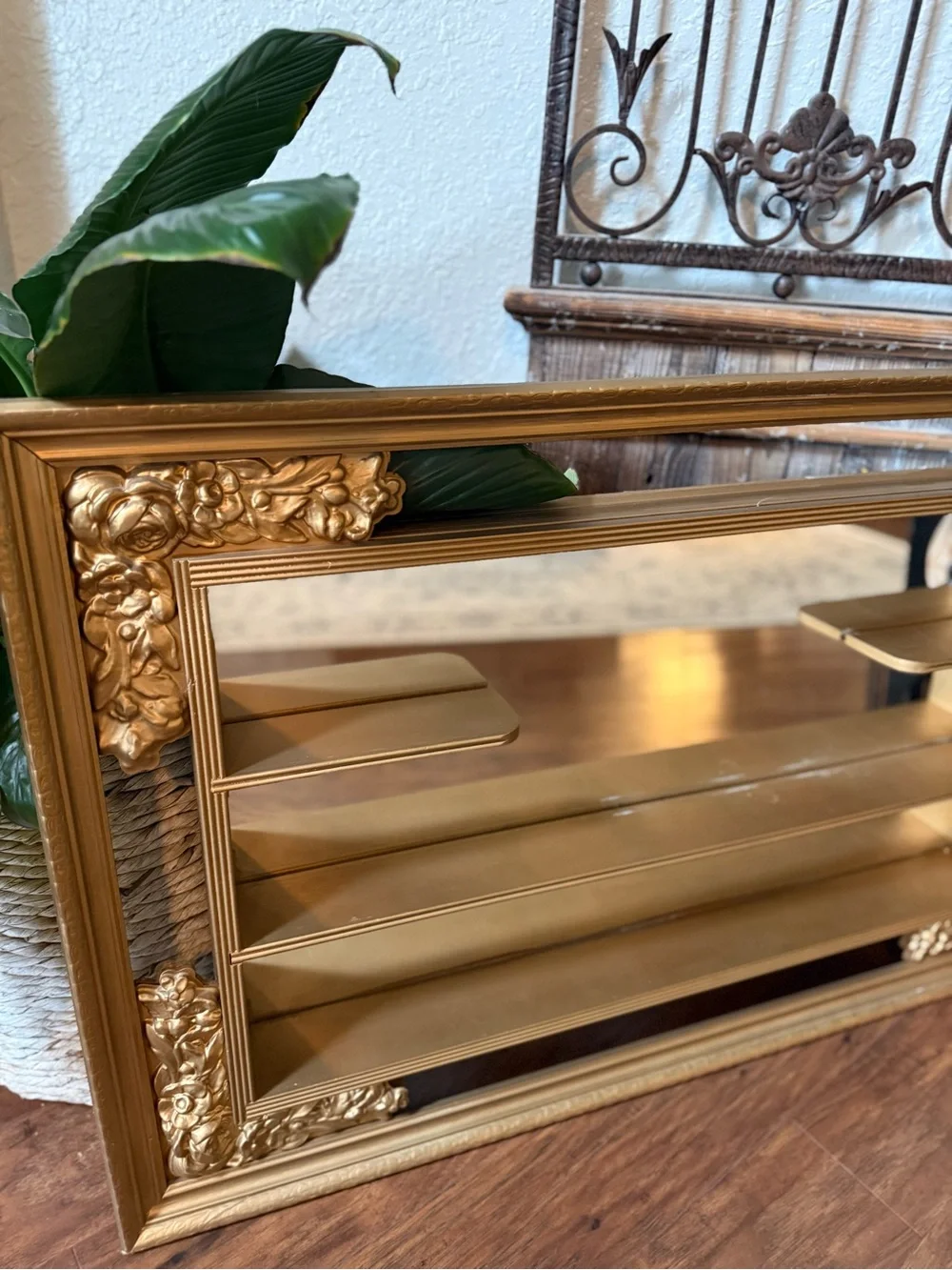Vtg MCM Illinois Moulding Co Gold Gilt  Mirror Shadow Box Wall Shelf